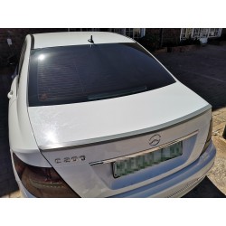 W204 4D C300 style boot...