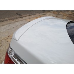 E60 M5-style boot spoiler